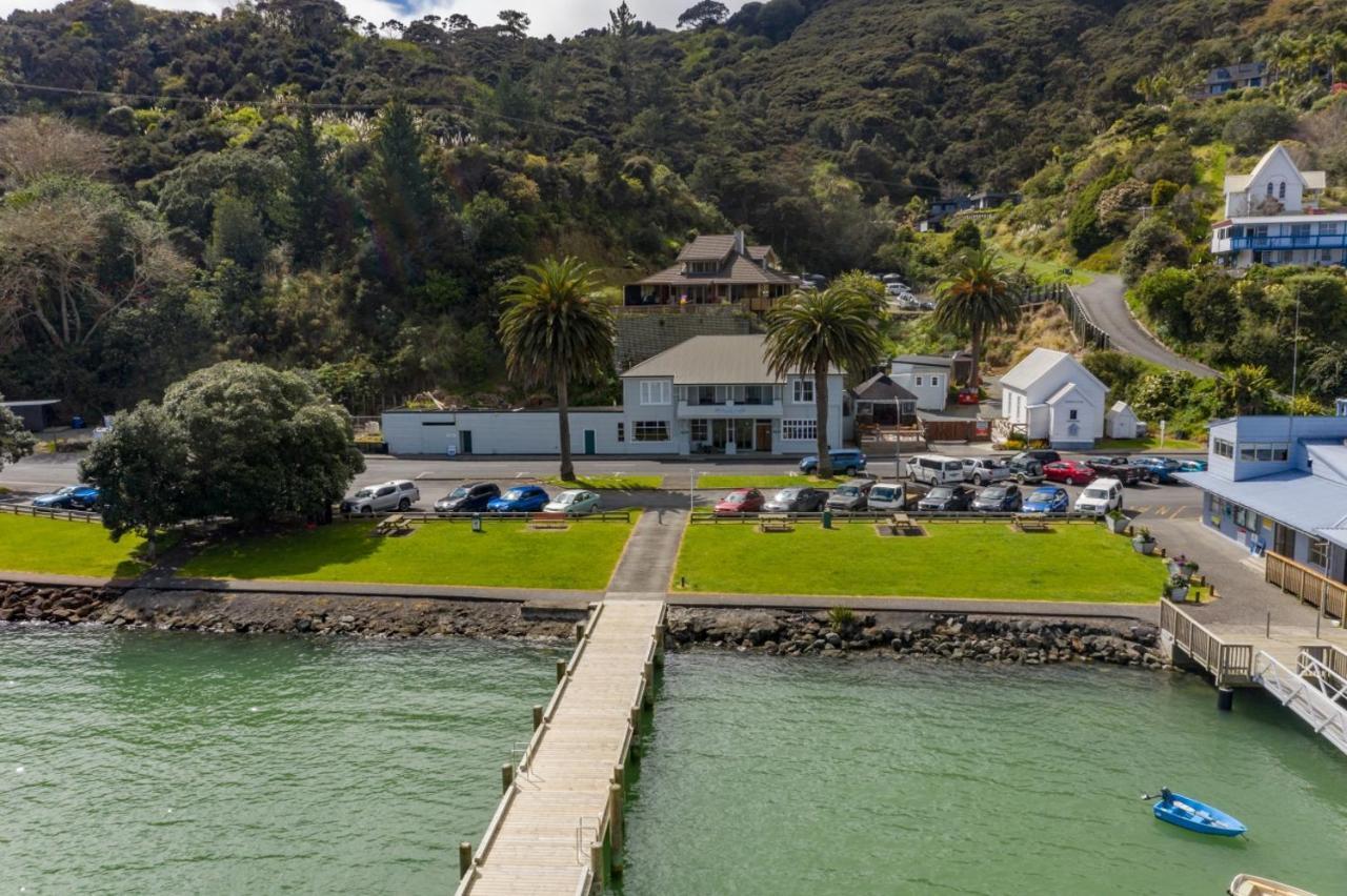 Hotel The Marlin Of Whangaroa Exterior foto